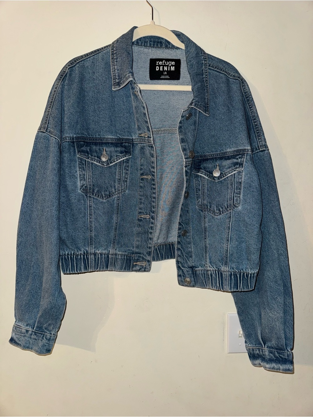 ‼️SALE‼️ refuge denim Washed Blue Cropped Denim Jacket